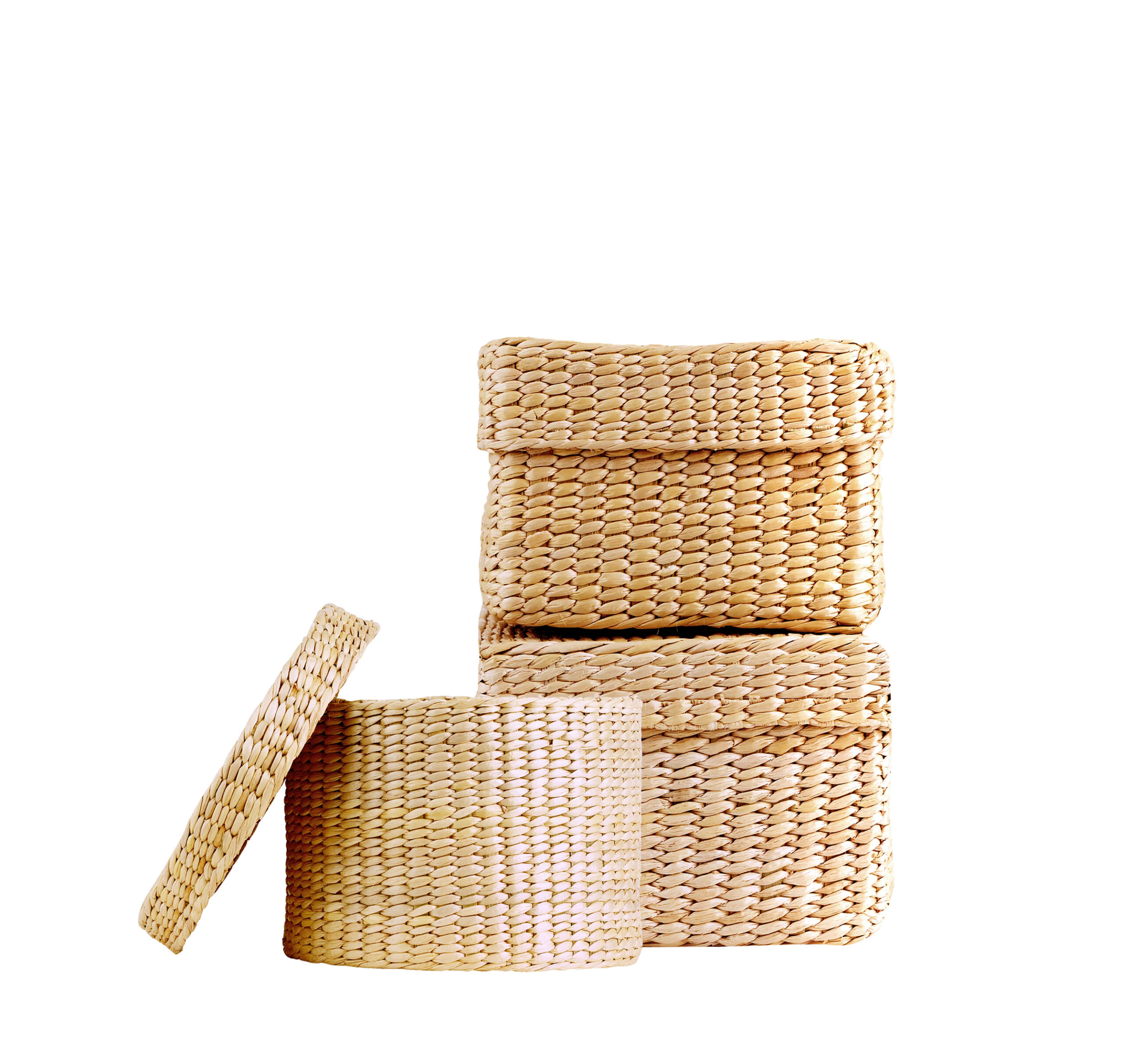 isolated round woven straw basket